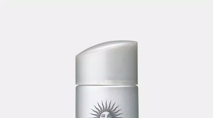 Anessa Essence UV sunscreen Aqua Booster SPF50+ PA++++ (Ảnh: Internet)