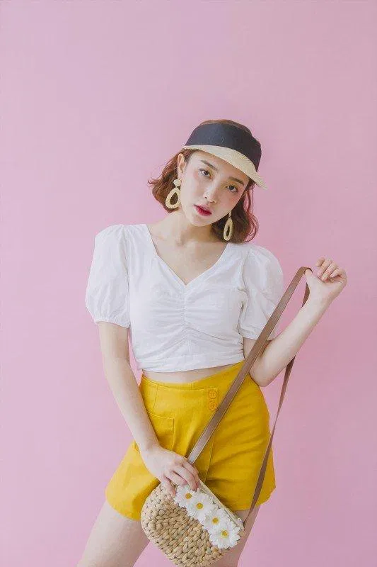 Áo croptop tay bồng. Áo croptop tay bồng.