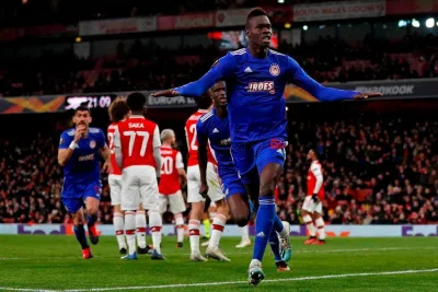 Arsenal thất bại trước Olympiakos Arsenal thất bại trước Olympiakos. Nguồn: Internet