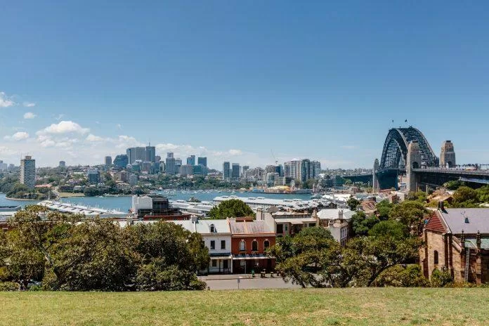 australia-doi-quan-sat-sydney