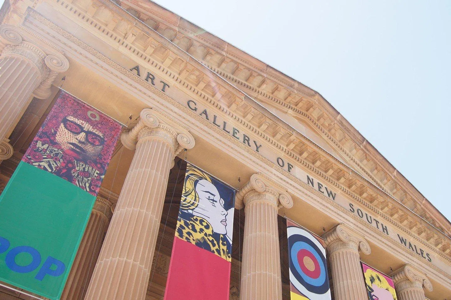 australia-phong-trung-bay-nghe-thuat