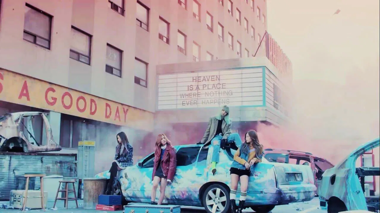 Stay với giai điệu acoustic nhẹ nhàng, sâu lắng chạm vào trái tim của bất cứ ai bài hát stay