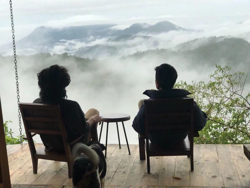 Tha hồ săn mây tại Cheo Veooo vào mỗi buổi sáng (Ảnh: Fanpage Tiệm cà phê Cheo Veooo)