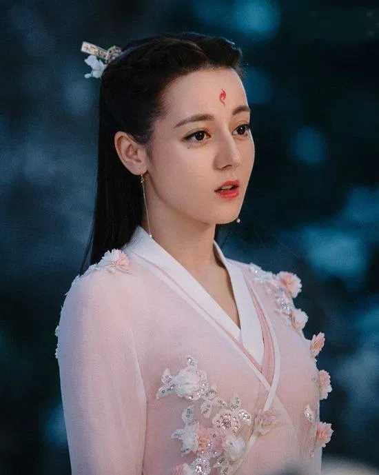 địch lệ nhiệt ba 3