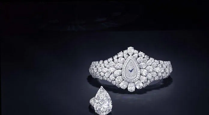 Graff Diamonds Hallucination có thể tách ra thành một chiếc nhẫn và vòng tay riêng biệt. (Nguồn: Internet).