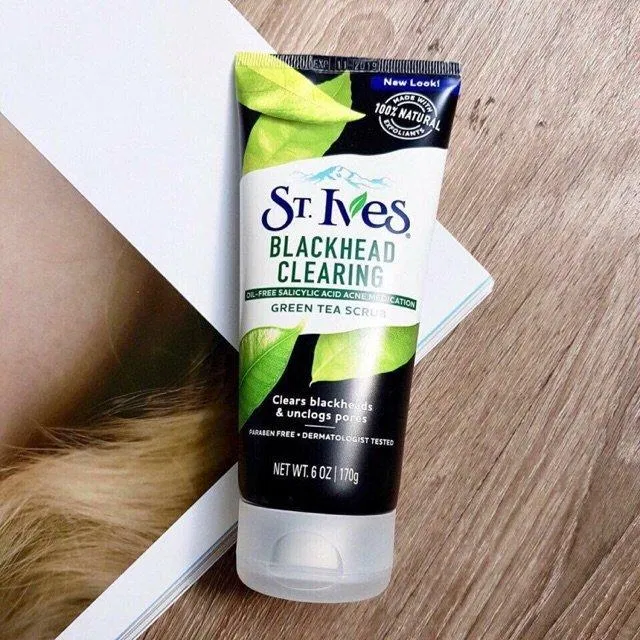 Thành phần chính lá trà xanh giúp tẩy tế bào chết và đẩy lùi mụn đầu đen kem tẩy tế bào chết stives