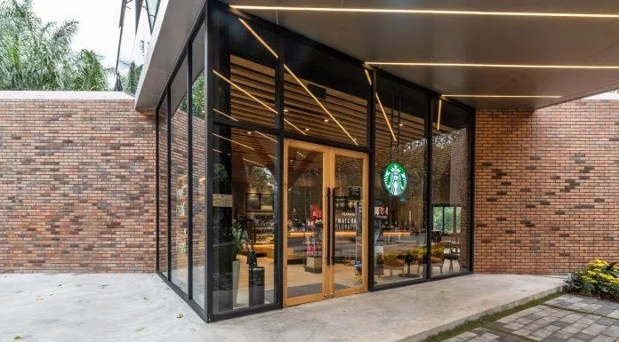 không gian Starbucks Ecopark