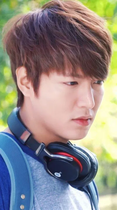 Lee Min Ho trong vai thiếu gia Kim Tan.