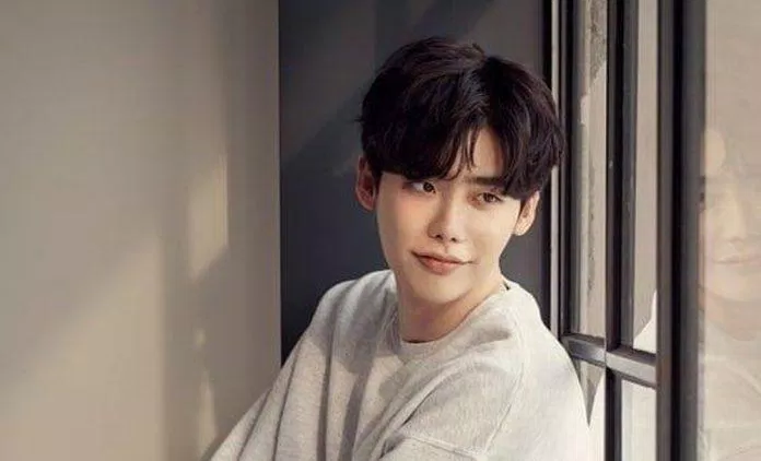 Lee Jong Suk, mỹ nam ít ai biết từng là người mẫu trẻ nhất xứ Hàn.