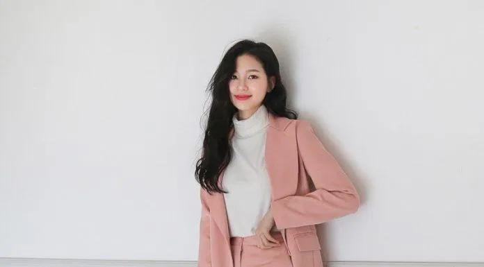 Set đồ hồng pastel. (nguồn ảnh: internet) Set đồ hồng pastel. (nguồn ảnh: internet)