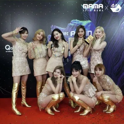 TWICE thiếu vắng Mina suốt 7 tháng.