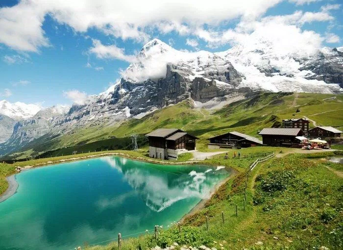 Núi Kleine Scheidegg
