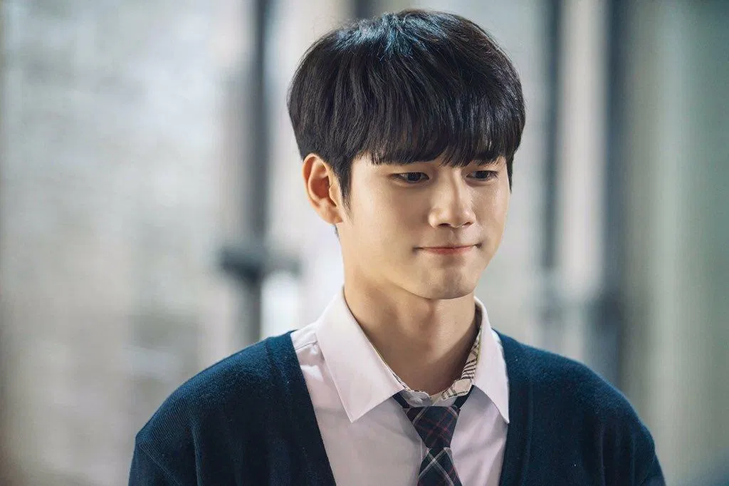 Ong Seong Wu - Chàng idol toàn năng KPOP