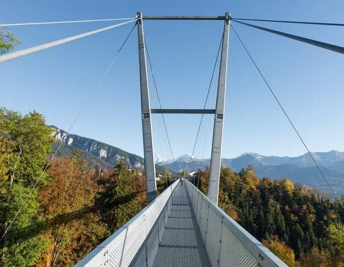 Cầu Panorama Bridge Sigriswil