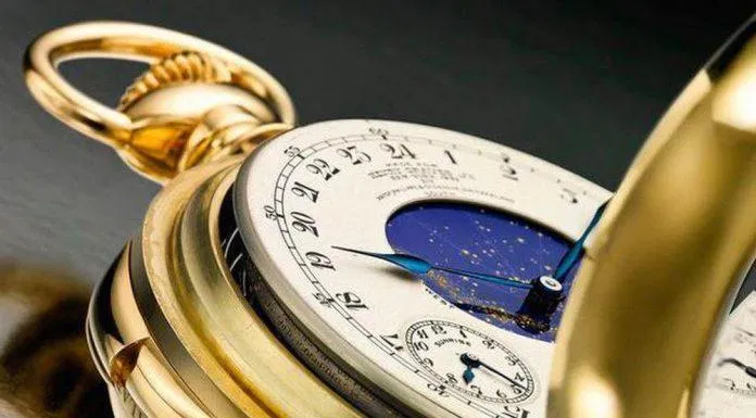 Patek Philippe Supercomplication được làm từ vàng 18 cara. (Nguồn: Internet).