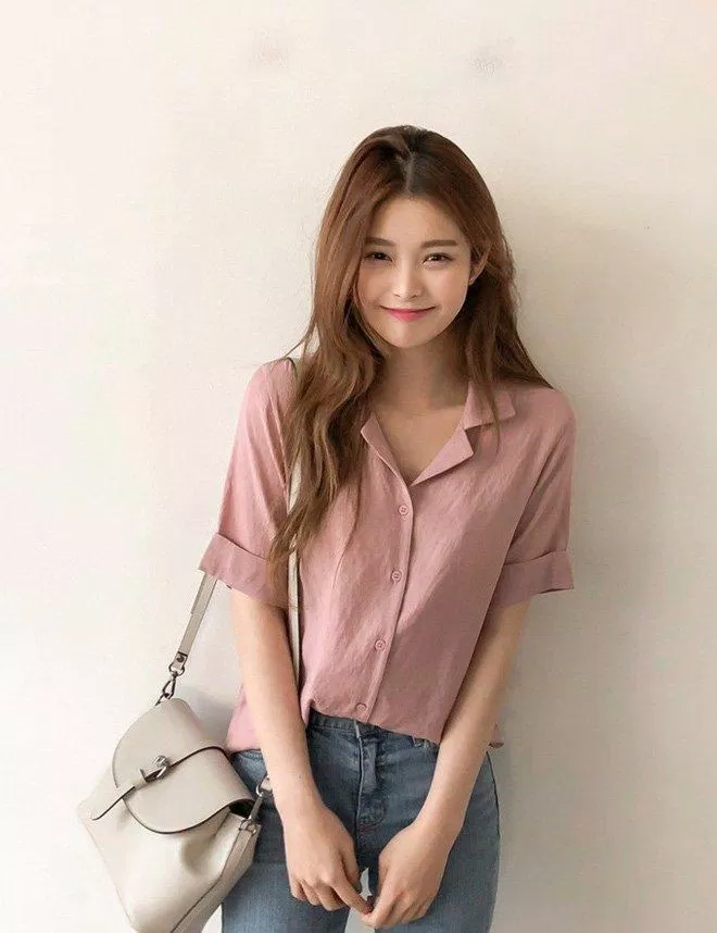 Áo màu hồng pastel phối. (nguồn ảnh: internet) Áo màu hồng pastel phối. (nguồn ảnh: internet)