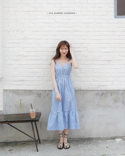 Váy xanh pastel. (nguồn ảnh: internet) Váy xanh pastel. (nguồn ảnh: internet)