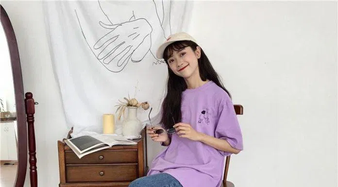 Áo thun tím pastel. (nguồn ảnh: internet) Áo thun tím pastel. (nguồn ảnh: internet)
