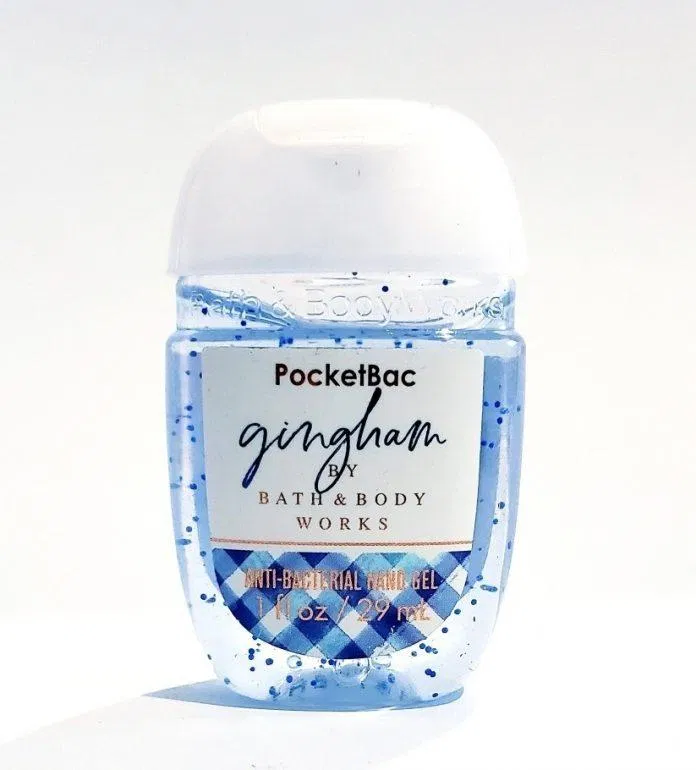 Mình đặc biệt yêu thích sử dụng hương Gingham tự nhiên, dịu nhẹ, nghe mùi cam quýt cùng hương hoa violet, hoa làn vô cùng dễ chịu. (Ảnh: Internet) Mình đặc biệt yêu thích sử dụng hương Gingham tự nhiên, dịu nhẹ, nghe mùi cam quýt cùng hương hoa violet, hoa làn vô cùng dễ chịu. (Ảnh: Internet)