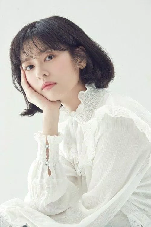 Nữ diễn viên Jung So Min nổi tiếng qua bộ phim Playful Kiss đóng cặp cùng nam thần Kim Hyun Joong (Ảnh: Internet).