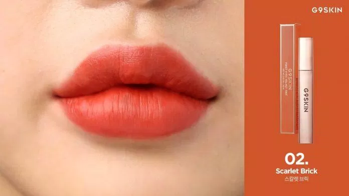 217 Review son G9Skin First V-Fit Velvet Tint: son kem lỳ siêu “nịnh” môi mới nhất 10 Một màu cam gạch phù hợp với mọi kiểu trang điểm. (nguồn: internet)