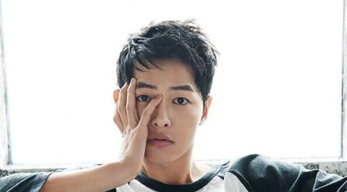 Song Joong Ki, chàng diễn viên vang danh châu Á sau cú hit "Hậu duệ mặt trời".