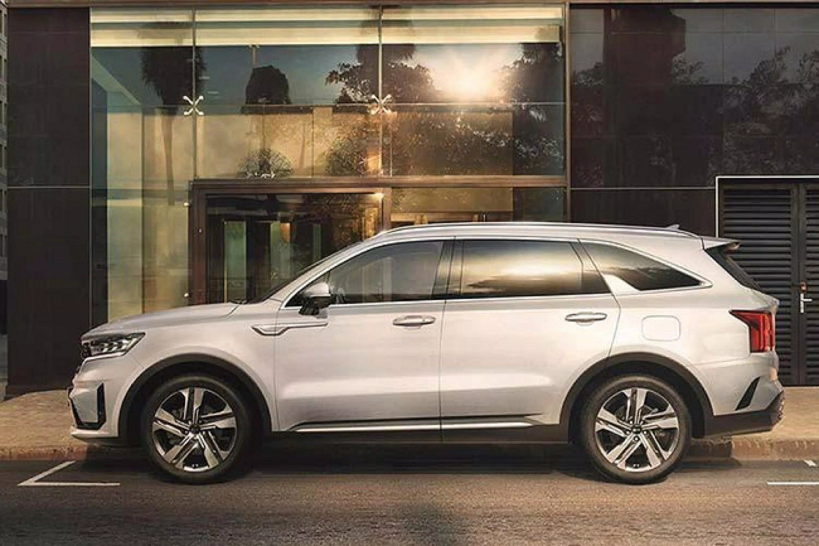 Ngoại thất Kia Sorento 2021