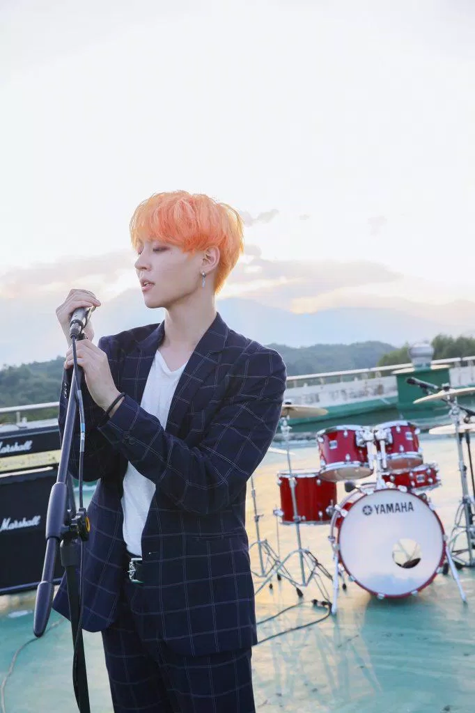 Thành viên Woosung của ban nhạc The Rose (Ảnh: Internet)