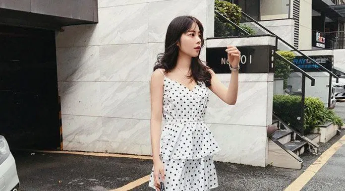 Chân váy xếp tầng Chân váy xếp tầng