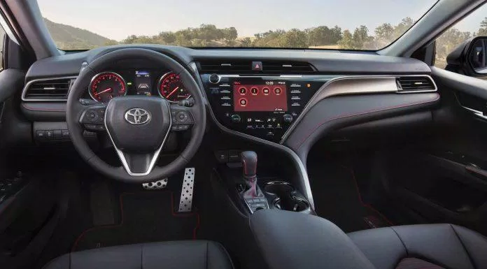 Nội thất của Toyota Camry hiện đại. Ảnh: internet