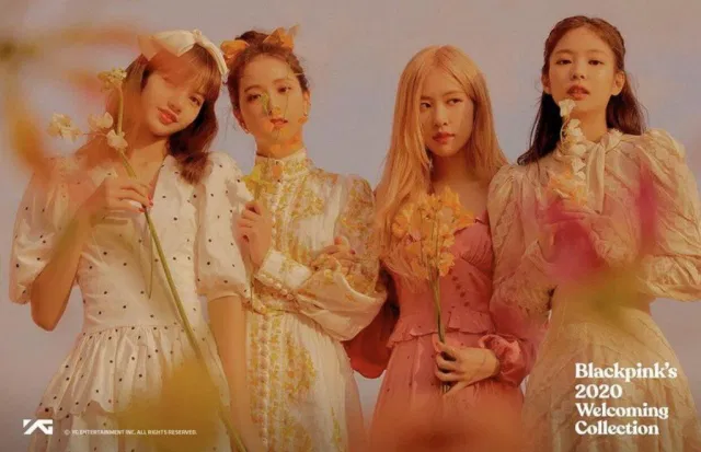 Trong concept mơ màng với những bộ váy hoa, BLACKPINK trông giống như những tiểu thư quyền quý blackpink flower dress