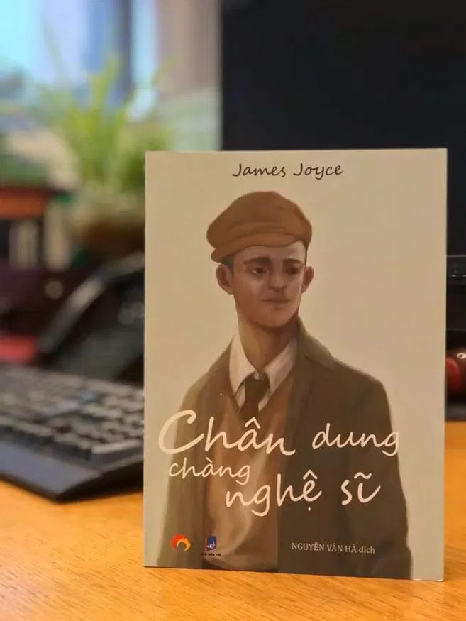 Bìa Chân Dung Chàng Nghệ Sĩ (Nguồn: Internet)