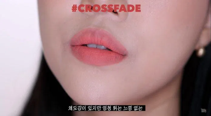 Crossfade là màu san hô tươi tắn, trẻ trung thích hợp cho các bạn nữ đang đến trường. (nguồn: Inernet)