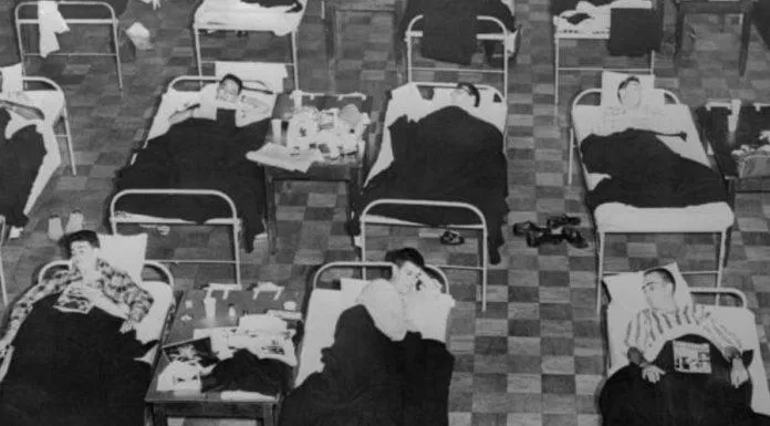 Hàng trăm sinh viên trường đại học Massachusetts ở Mỹ đã bi nhiễm cúm A H2N2 vào năm 1957.