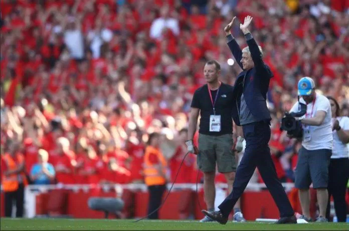 Arsene Wenger cùng ký ức đẹp với Arsenal