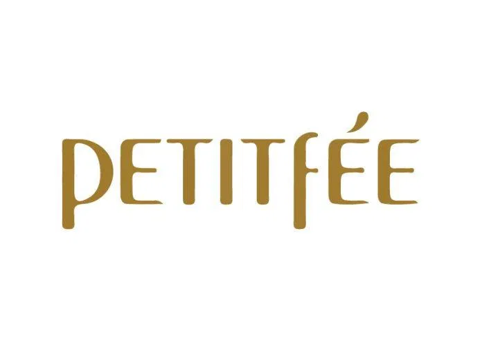 Thương hiệu Petitfee nổi tiếng với dòng mặt nạ mắt chất lượng cao logo petitfee