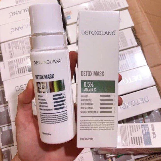 Mặt nạ thải độc than hoạt tính Detox Blanc Mặt nạ thải độc than hoạt tính Detox Blanc (Ảnh: Internet)