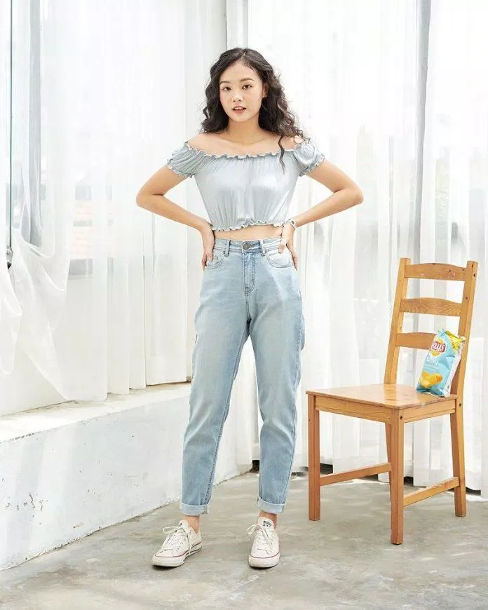 Quần mom jeans