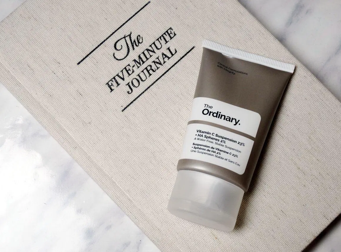 Thiết kế đơn giản nhưng không kém phần "chanh xả", tinh tế của serum vitamin C The Ordinary. (Ảnh: Internet) Thiết kế đơn giản nhưng không kém phần "chanh xả", tinh tế của serum vitamin C The Ordinary. (Ảnh: Internet)