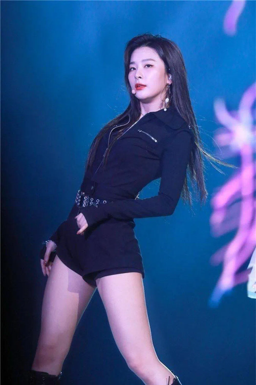 seulgi-nhay-nhom-nhac-kpop-redvelvet