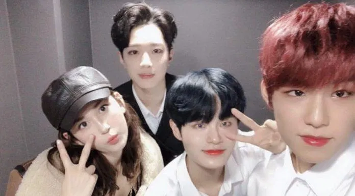 Somi chụp ảnh với các cựu thành viên Wanna One somi AB6IX