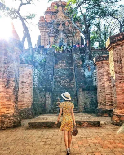 Tháp bà Ponagar là một trong những quần thể kiến trúc văn hóa Chăm Pa lớn nhất ở miền Trung Việt Nam. (Ảnh: Internet).