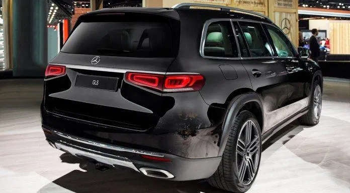 Đuôi xe Mercedes-Benz-GLS 450-2020 (Nguồn: Internet) Đuôi xe Mercedes-Benz-GLS 450-2020 (Nguồn: Internet)