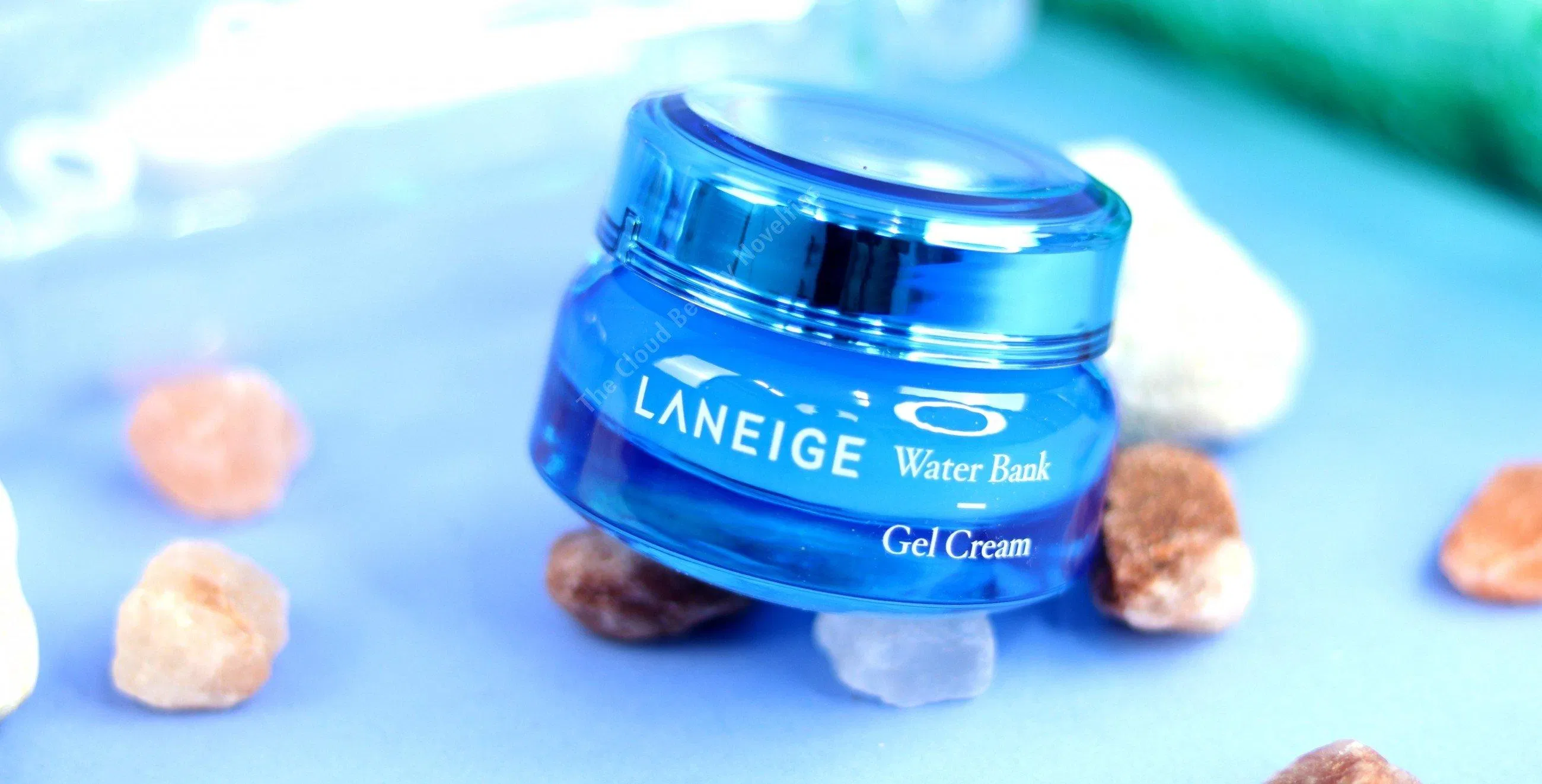 Water Bank Gel Cream là sản phẩm dưỡng ẩm "đắt xắt ra miếng" của Laneige kem-duong-am-laneige