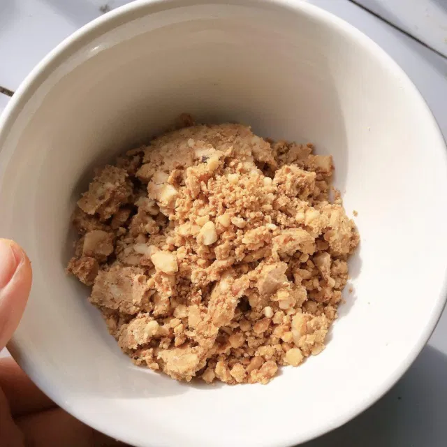 Đậu phộng rang, giã nhỏ Đậu phộng rang, giã nhỏ