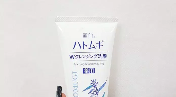 sữa rửa mặt Hatomugi Naturie