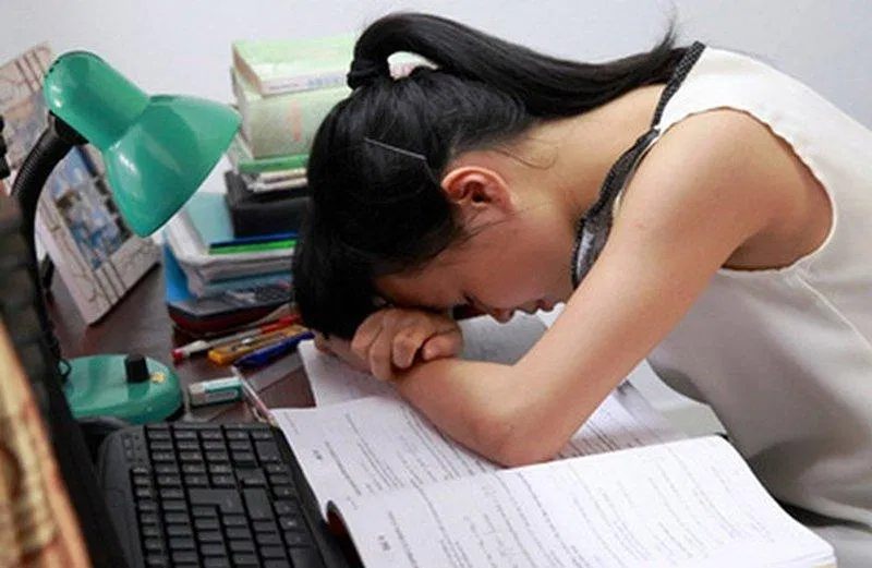 Áp lực học tập thi cử đòi hỏi chúng ta phải chăm sóc cơ thể bằng những thực phẩm tốt (Ảnh: Internet). Áp lực học tập thi cử đòi hỏi chúng ta phải chăm sóc cơ thể bằng những thực phẩm tốt (Ảnh: Internet).
