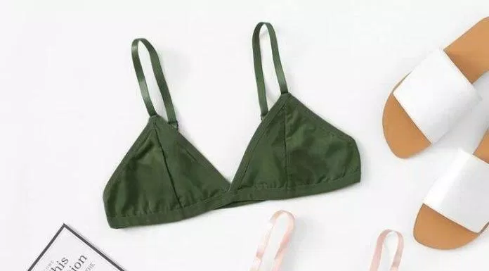 7 cách phối đồ với bralette để có những bức ảnh đi biển xịn sò nhất áo bralette áo crop top áo khoác áo khoác da áo ren áo tank top áo thun bãi biển bralette bralettes cách giặt bralette cách phối đồ cách phối đồ với bralette chân váy chân váy maxi công thức item thời trang mùa hè phối đồ quần jean quần jean ngắn thời trang váy maxi