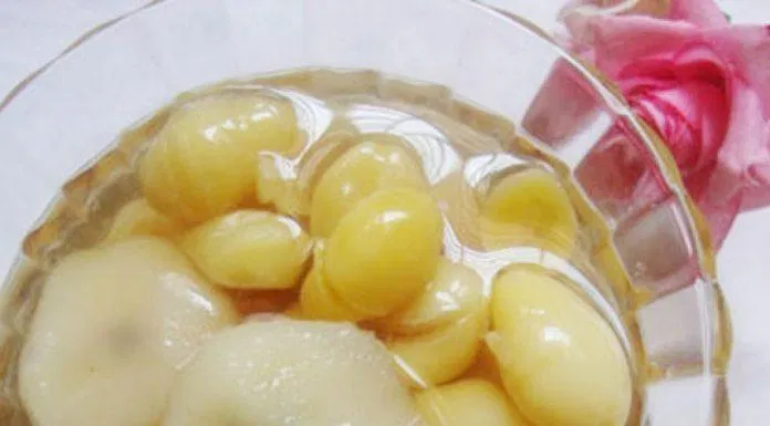 Món chè hạt sen củ năng thanh mát và ngon miệng (Ảnh: Internet) Món chè hạt sen củ năng thanh mát và ngon miệng (Ảnh: Internet)