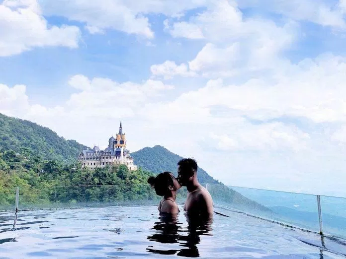 Du lịch còn là cơ hội để trải qua những quãng thời gian hạnh phúc bên những người thương yêu. (Nguồn: Internet)